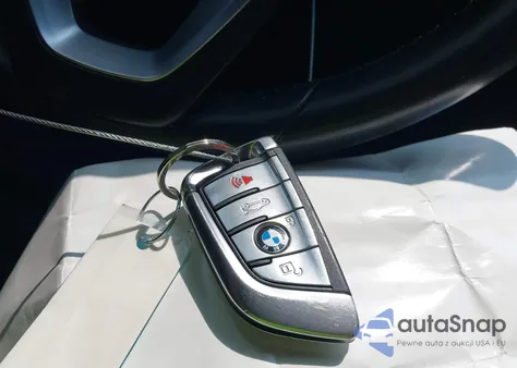 2017 BMW 530I xDrive z USA, uszkodzony, nr VIN WBAJA7C30HG903457